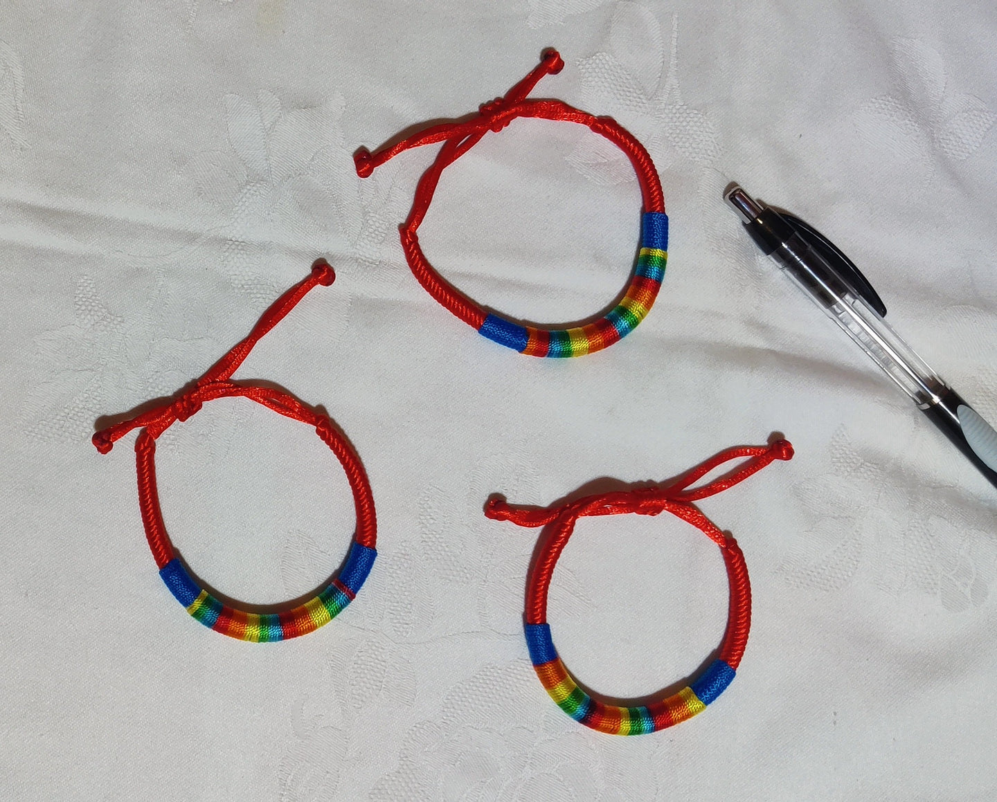 Bracelet ficelle multicolore